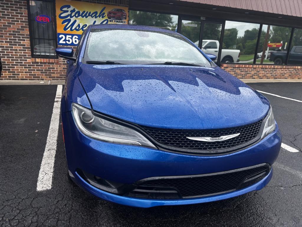 chrysler 200 2017 1C3CCCFB5HN508157 image