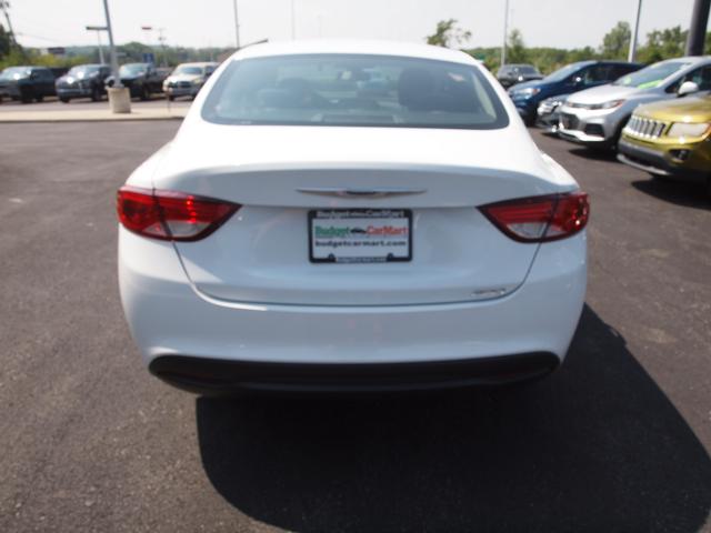 chrysler 200 2017 1C3CCCFB9HN502751 image chrysler 200 2017 1C3CCCFB9HN502751 image