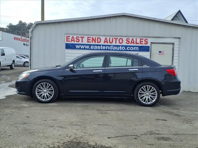 chrysler 200 2011 1C3BC2FG5BN570750 image chrysler 200 2011 1C3BC2FG5BN570750 image