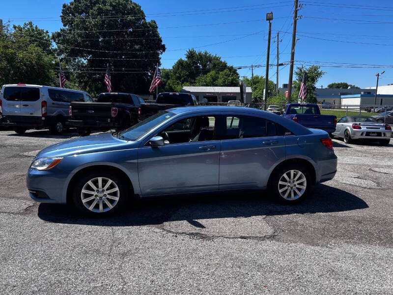 chrysler 200 2011 1C3BC1FB2BN625542 image chrysler 200 2011 1C3BC1FB2BN625542 image