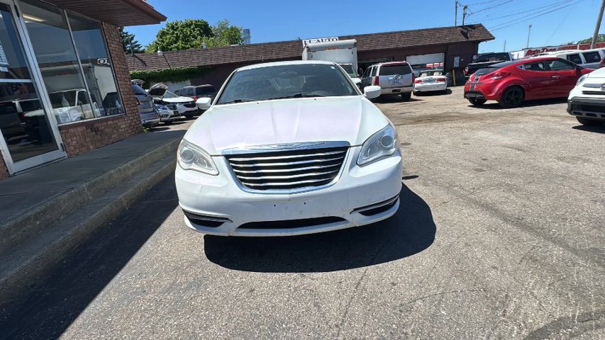 chrysler 200 2013 1C3CCBBB8DN726250 image chrysler 200 2013 1C3CCBBB8DN726250 image