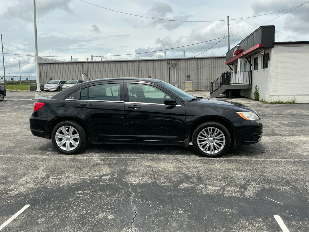 chrysler 200 2013 1C3CCBBB3DN574877 image chrysler 200 2013 1C3CCBBB3DN574877 image