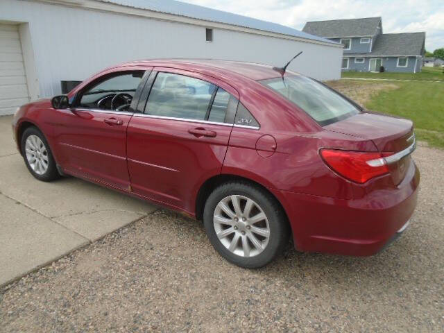 chrysler 200 2013 1C3CCBBB7DN589964 image chrysler 200 2013 1C3CCBBB7DN589964 image