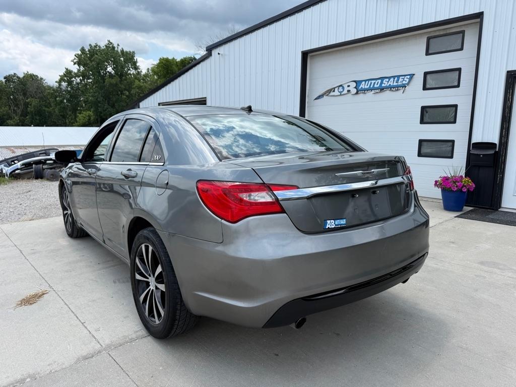 chrysler 200 2013 1C3CCBCG4DN612238 image chrysler 200 2013 1C3CCBCG4DN612238 image