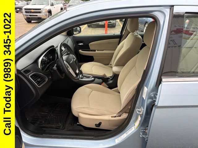 chrysler 200 2013 1C3CCBBBXDN542699 image chrysler 200 2013 1C3CCBBBXDN542699 image