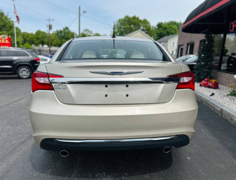 chrysler 200 2013 1C3CCBCG1DN751727 image chrysler 200 2013 1C3CCBCG1DN751727 image