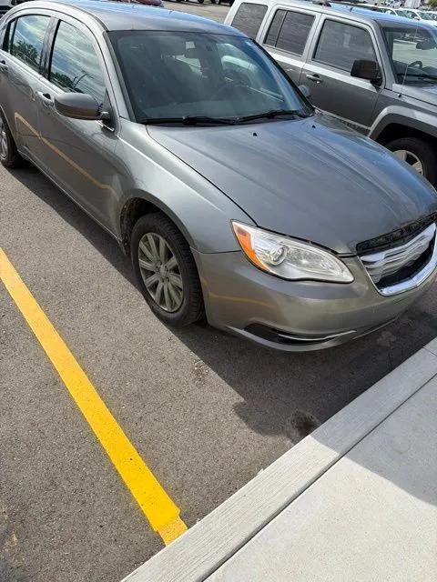 chrysler 200 2013 1C3CCBBB5DN699928 image chrysler 200 2013 1C3CCBBB5DN699928 image