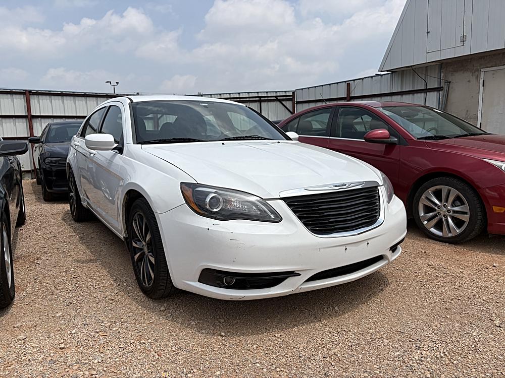 chrysler 200 2013 1C3CCBBG0DN746973 image chrysler 200 2013 1C3CCBBG0DN746973 image