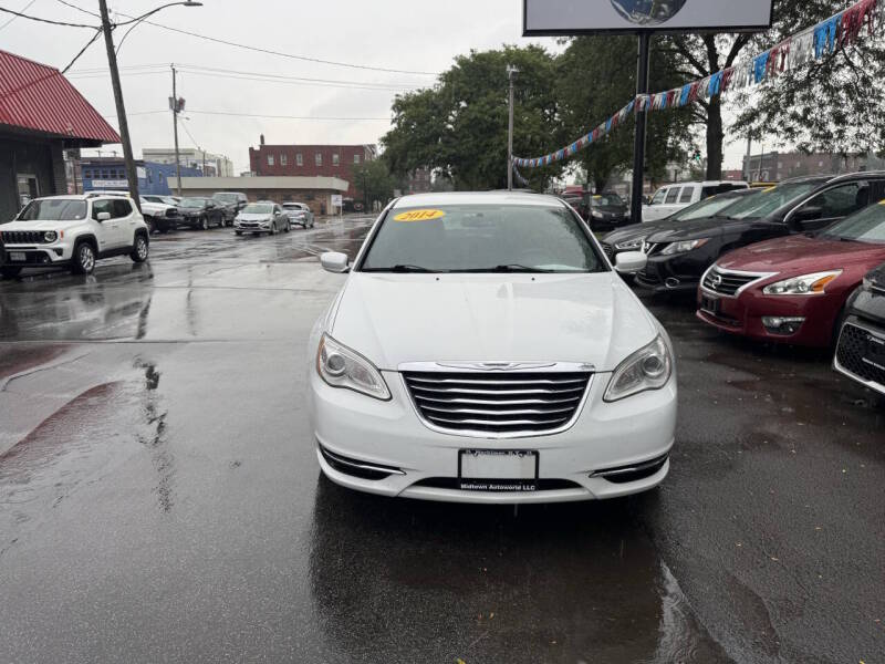 chrysler 200 2014 1C3CCBAG4EN178553 image chrysler 200 2014 1C3CCBAG4EN178553 image