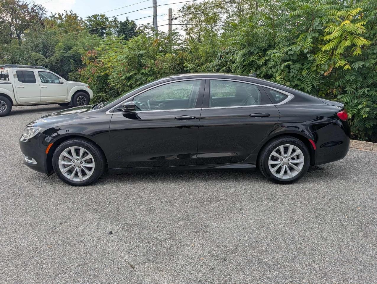 chrysler 200 2015 1C3CCCCG3FN519364 image chrysler 200 2015 1C3CCCCG3FN519364 image