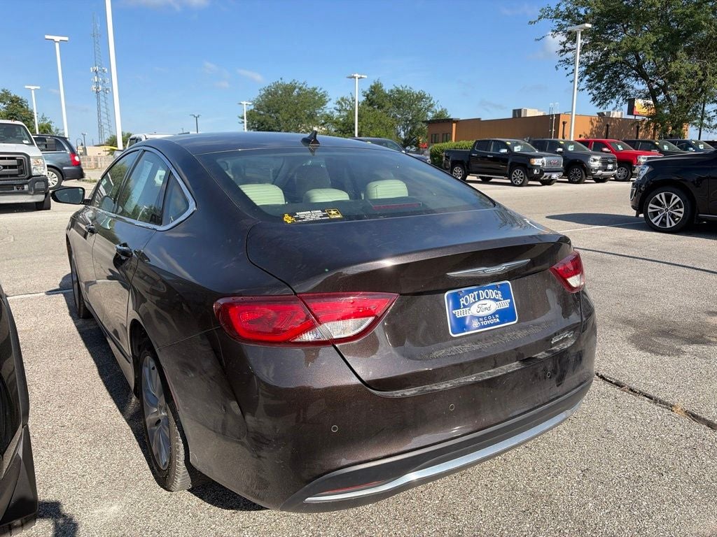 chrysler 200 2015 1C3CCCCBXFN555847 image chrysler 200 2015 1C3CCCCBXFN555847 image