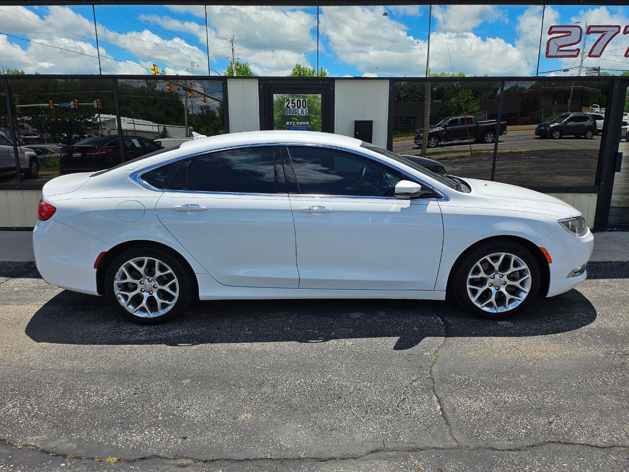 chrysler 200 2015 1C3CCCCG9FN707046 image chrysler 200 2015 1C3CCCCG9FN707046 image