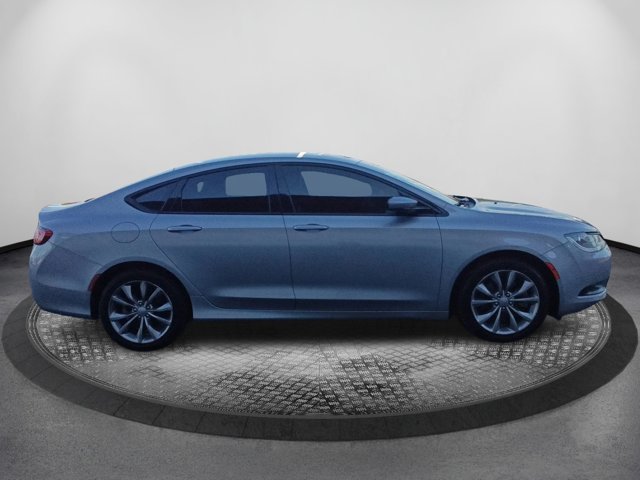 chrysler 200 2015 1C3CCCDG1FN522651 image chrysler 200 2015 1C3CCCDG1FN522651 image