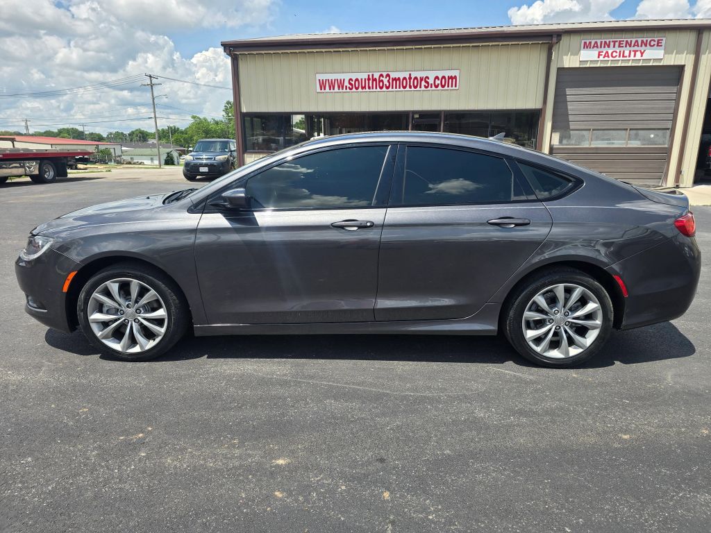 chrysler 200 2015 1C3CCCDG7FN523125 image chrysler 200 2015 1C3CCCDG7FN523125 image