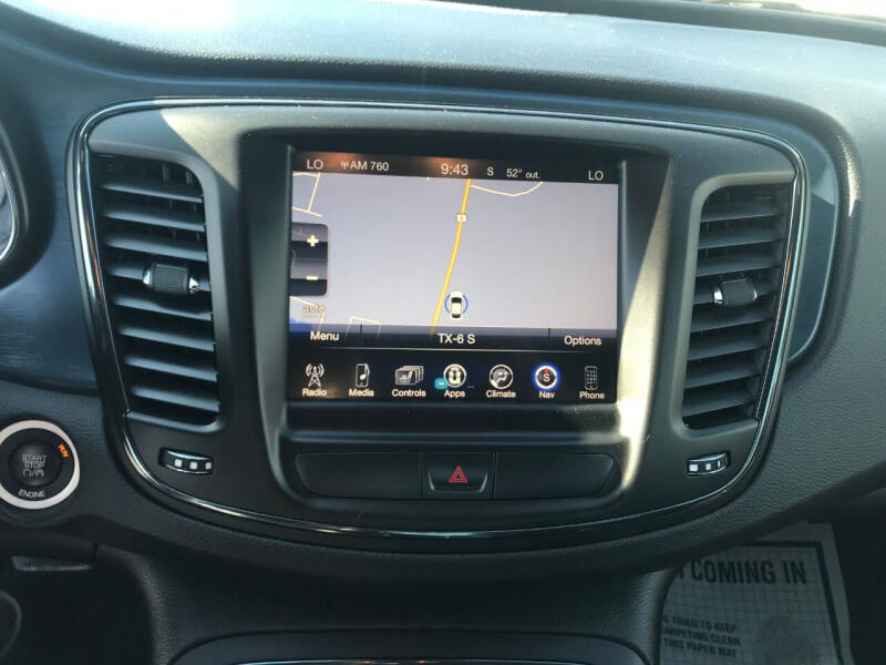 chrysler 200 2015 1C3CCCDG9FN523417 image chrysler 200 2015 1C3CCCDG9FN523417 image