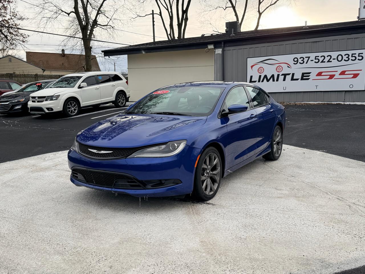 chrysler 200 2015 1C3CCCBG2FN582005 image chrysler 200 2015 1C3CCCBG2FN582005 image