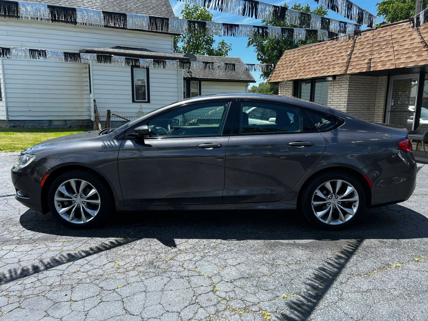 chrysler 200 2015 1C3CCCBB7FN668365 image chrysler 200 2015 1C3CCCBB7FN668365 image