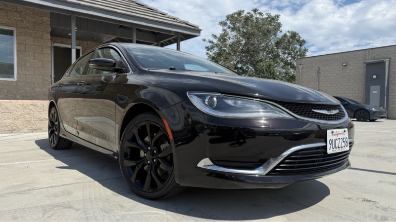 chrysler 200 2015 1C3CCCCG5FN582675 image chrysler 200 2015 1C3CCCCG5FN582675 image