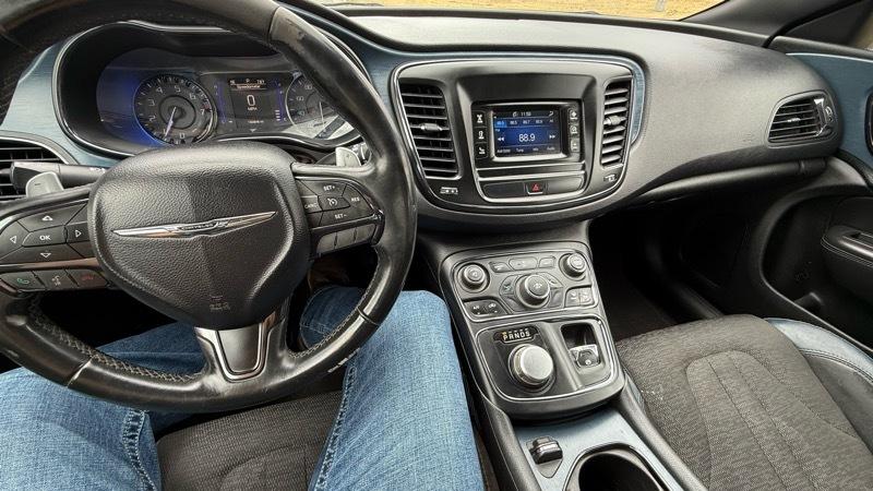chrysler 200 2015 1C3CCCBG6FN515780 image chrysler 200 2015 1C3CCCBG6FN515780 image