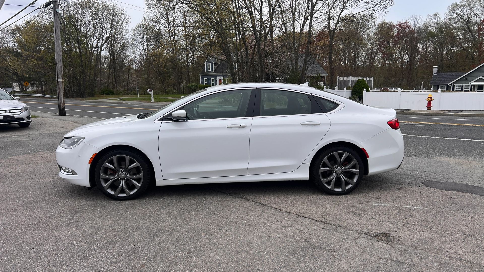 chrysler 200 2015 1C3CCCEGXFN540371 image chrysler 200 2015 1C3CCCEGXFN540371 image