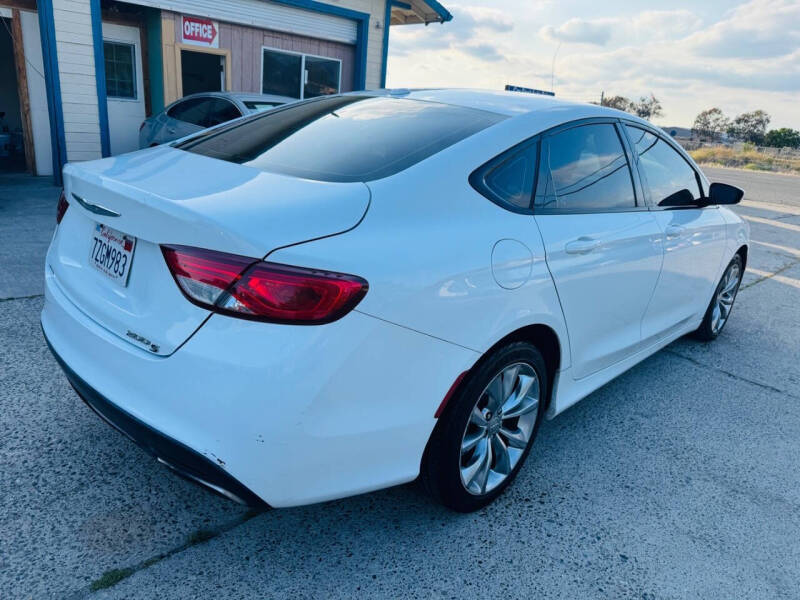 chrysler 200 2015 1C3CCCBB4FN619415 image chrysler 200 2015 1C3CCCBB4FN619415 image