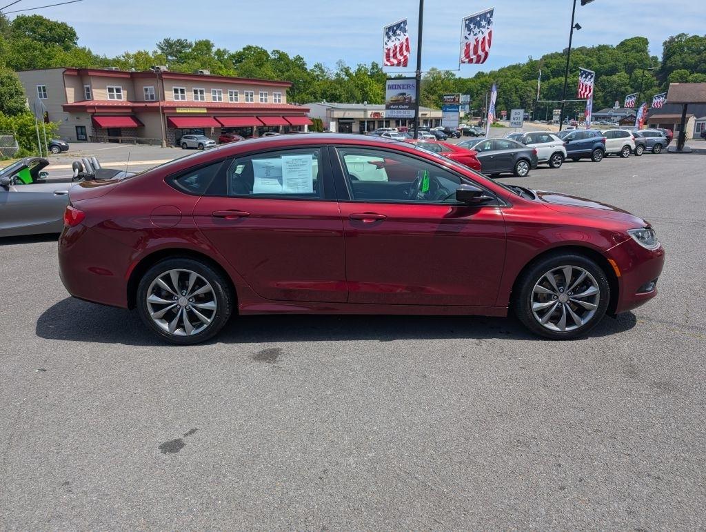 chrysler 200 2015 1C3CCCBG5FN572911 image chrysler 200 2015 1C3CCCBG5FN572911 image