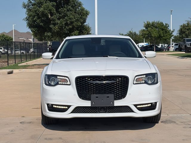 chrysler 300 2023 2C3CCASG3PH665067 image chrysler 300 2023 2C3CCASG3PH665067 image