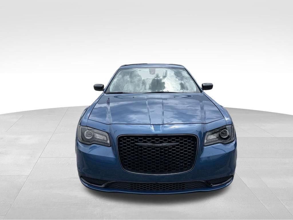 chrysler 300 2023 2C3CCAAG2PH620509 image chrysler 300 2023 2C3CCAAG2PH620509 image