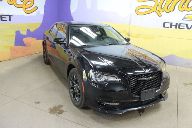 chrysler 300 2023 2C3CCASG8PH613997 image chrysler 300 2023 2C3CCASG8PH613997 image