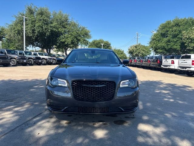 chrysler 300 2023 2C3CCAAG8PH678771 image chrysler 300 2023 2C3CCAAG8PH678771 image