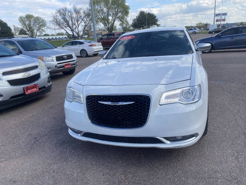 chrysler 300 2016 2C3CCASG8GH157015 image chrysler 300 2016 2C3CCASG8GH157015 image