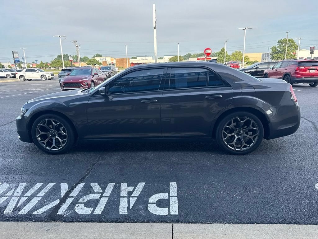 chrysler 300 2016 2C3CCABG8GH212577 image chrysler 300 2016 2C3CCABG8GH212577 image