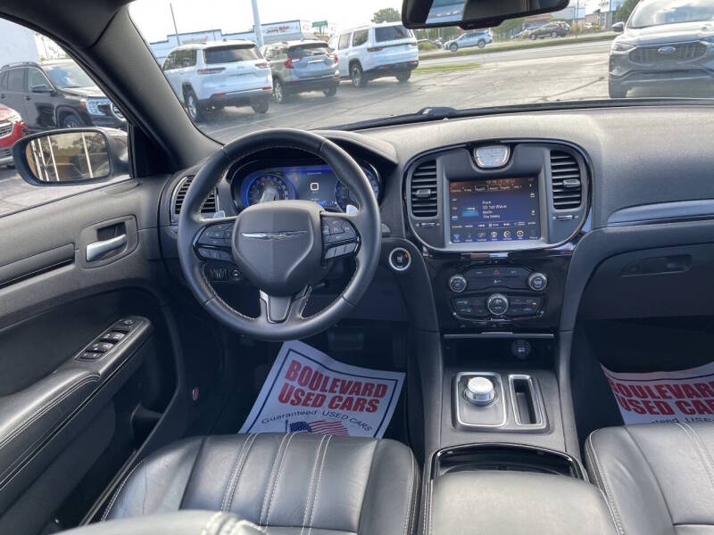 chrysler 300 2016 2C3CCAGG1GH142509 image chrysler 300 2016 2C3CCAGG1GH142509 image
