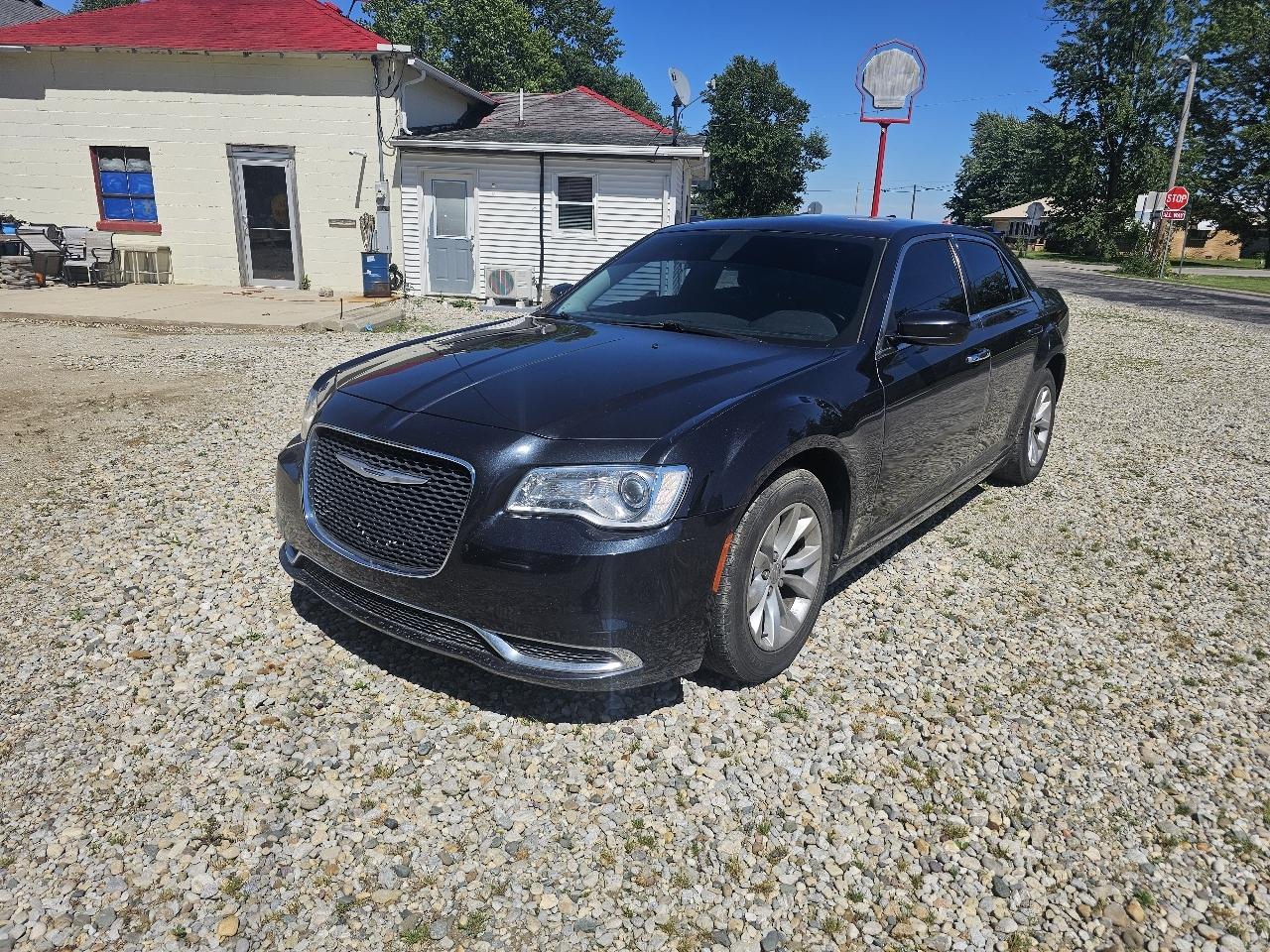 chrysler 300 2016 2C3CCAAG8GH212581 image chrysler 300 2016 2C3CCAAG8GH212581 image
