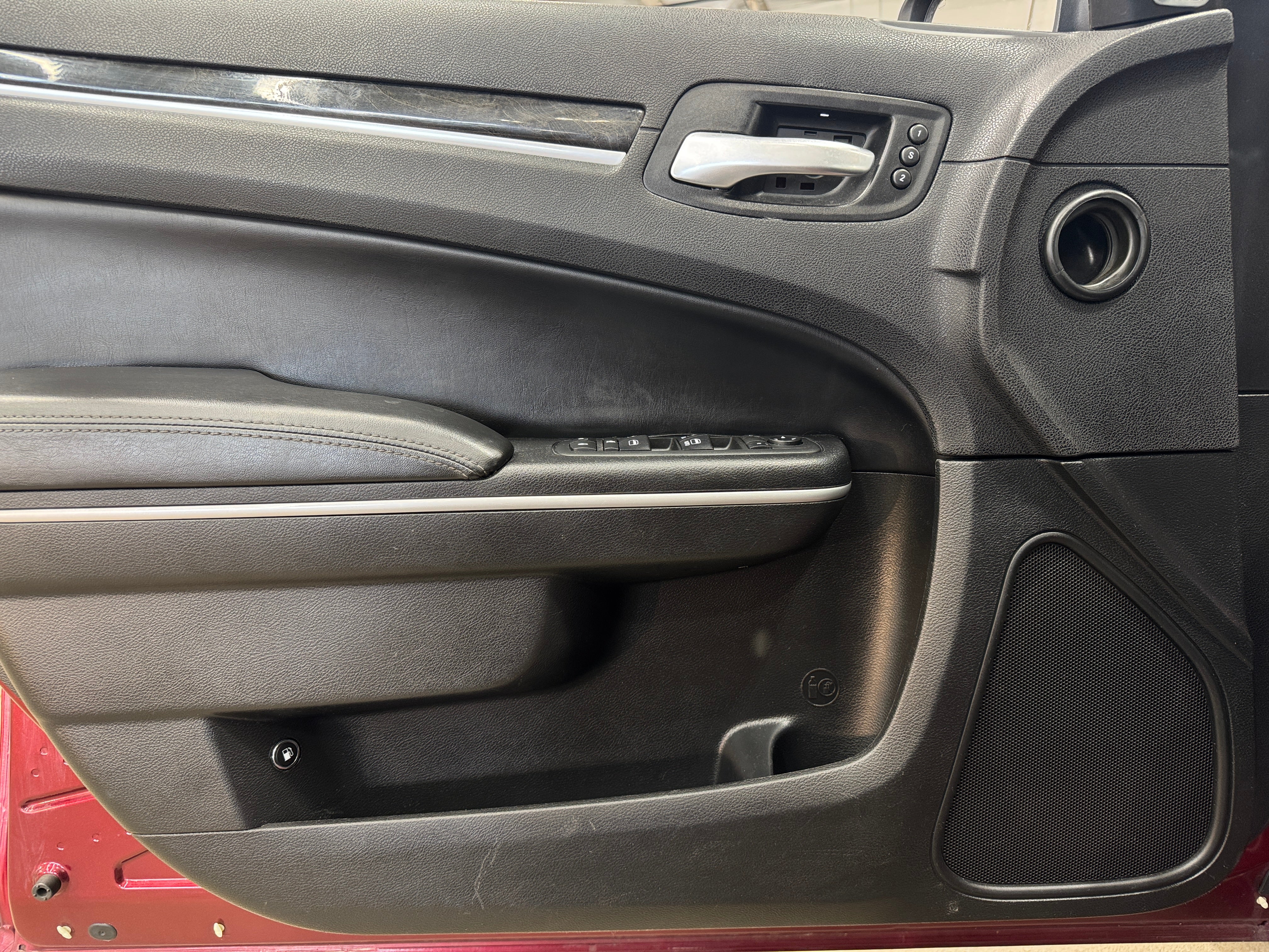 chrysler 300 2016 2C3CCAKG2GH344024 image chrysler 300 2016 2C3CCAKG2GH344024 image