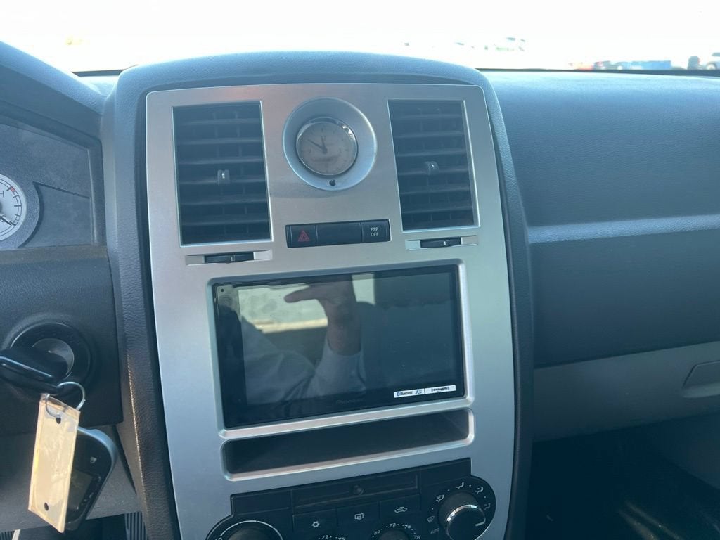 chrysler 300 2007 2C3KA63H87H889585 image chrysler 300 2007 2C3KA63H87H889585 image