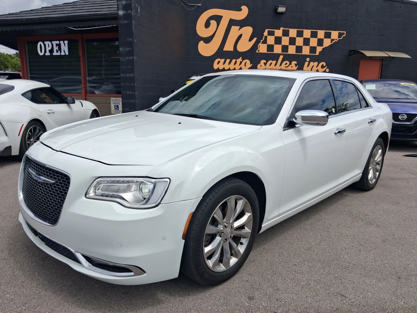 chrysler 300 2019 2C3CCAKGXKH524117 image chrysler 300 2019 2C3CCAKGXKH524117 image