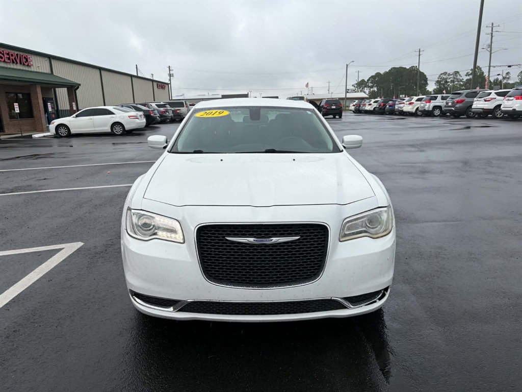 chrysler 300 2019 2C3CCAAG9KH500778 image