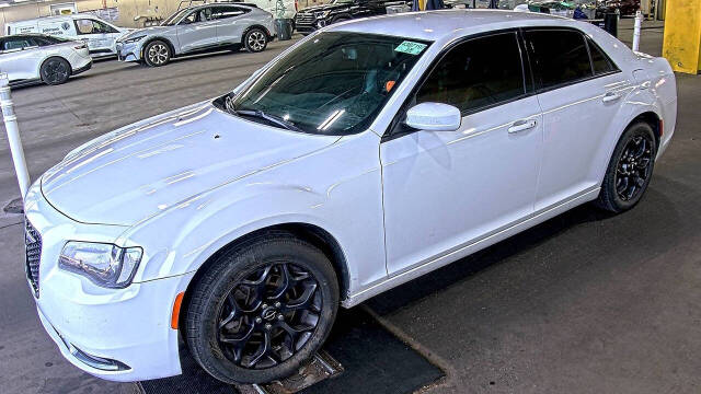 chrysler 300 2019 2C3CCAGG8KH611037 image chrysler 300 2019 2C3CCAGG8KH611037 image