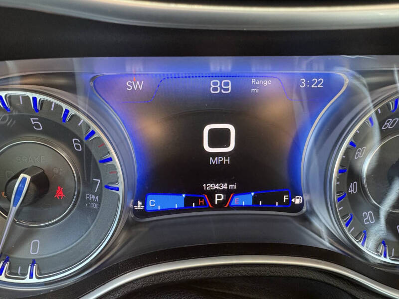 chrysler 300 2019 2C3CCAEG8KH609775 image chrysler 300 2019 2C3CCAEG8KH609775 image
