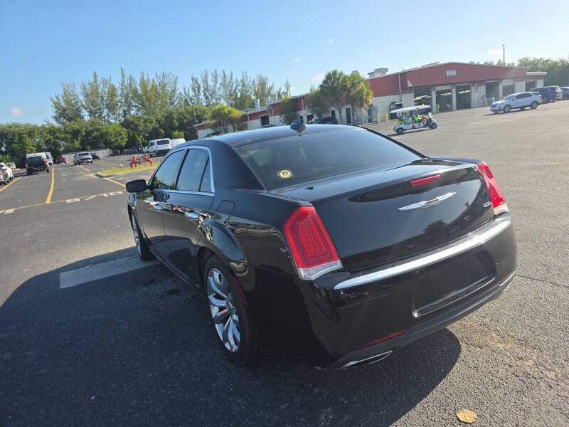 chrysler 300 2018 2C3CCAEG1JH120116 image chrysler 300 2018 2C3CCAEG1JH120116 image