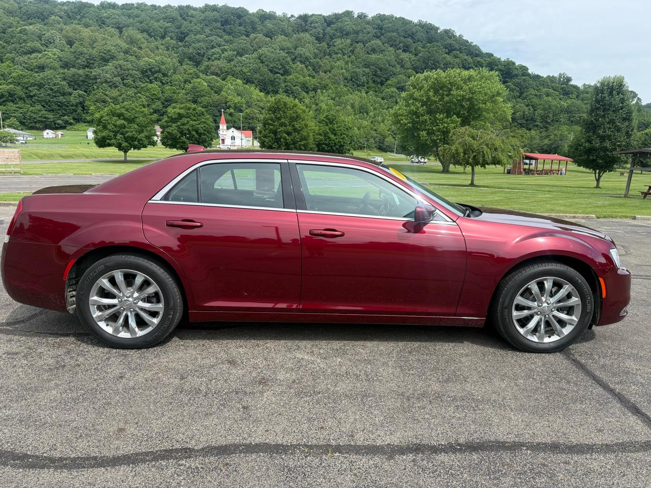chrysler 300 2018 2C3CCARG8JH325037 image chrysler 300 2018 2C3CCARG8JH325037 image