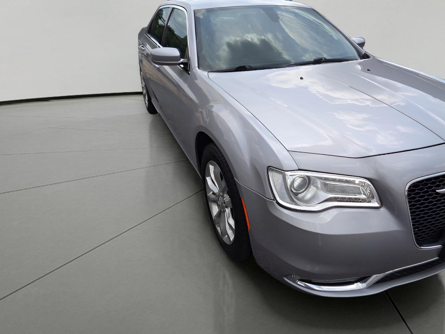 chrysler 300 2018 2C3CCARG7JH165748 image chrysler 300 2018 2C3CCARG7JH165748 image