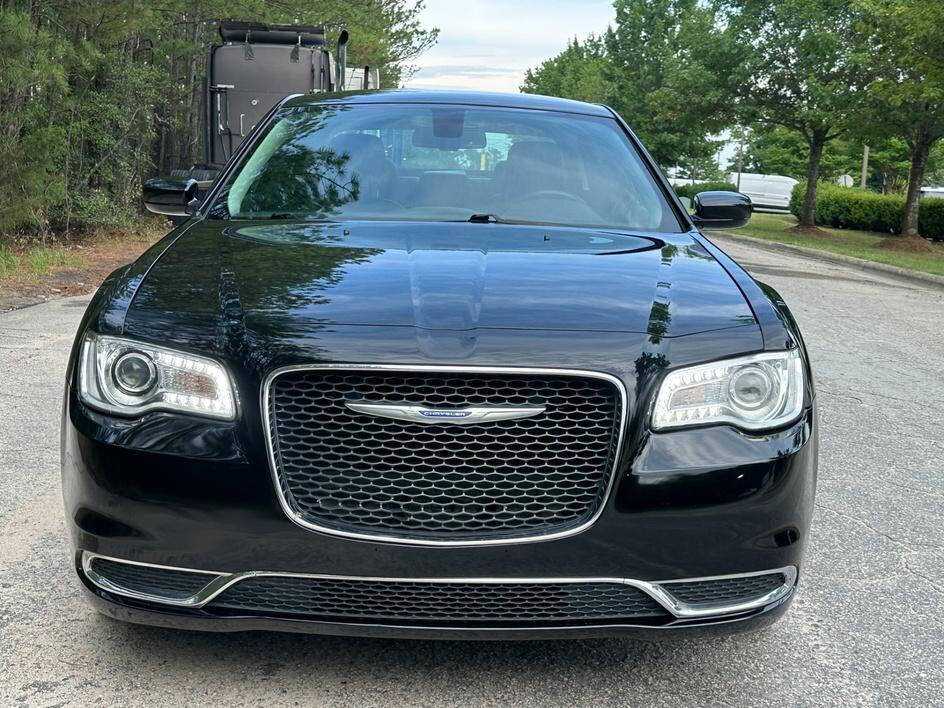 chrysler 300 2018 2C3CCARG7JH258026 image chrysler 300 2018 2C3CCARG7JH258026 image