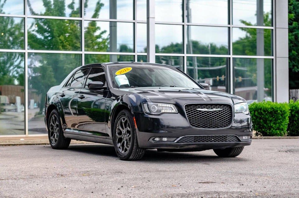 chrysler 300 2018 2C3CCAGG8JH267448 image chrysler 300 2018 2C3CCAGG8JH267448 image