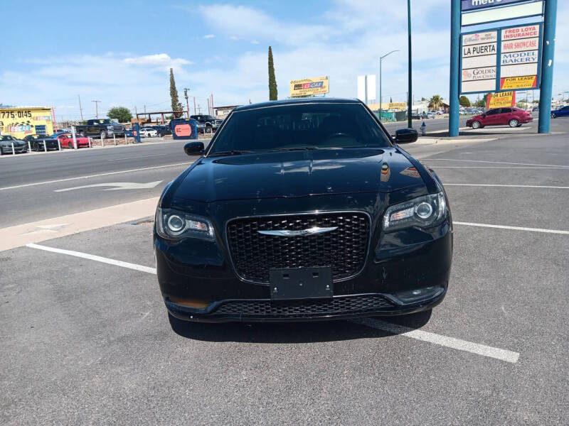 chrysler 300 2018 2C3CCABG5JH214049 image chrysler 300 2018 2C3CCABG5JH214049 image