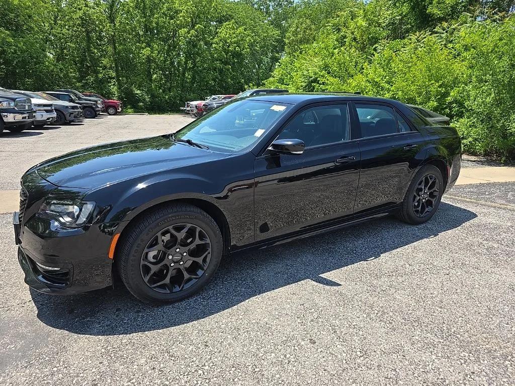 chrysler 300 2021 2C3CCARGXMH617535 image chrysler 300 2021 2C3CCARGXMH617535 image