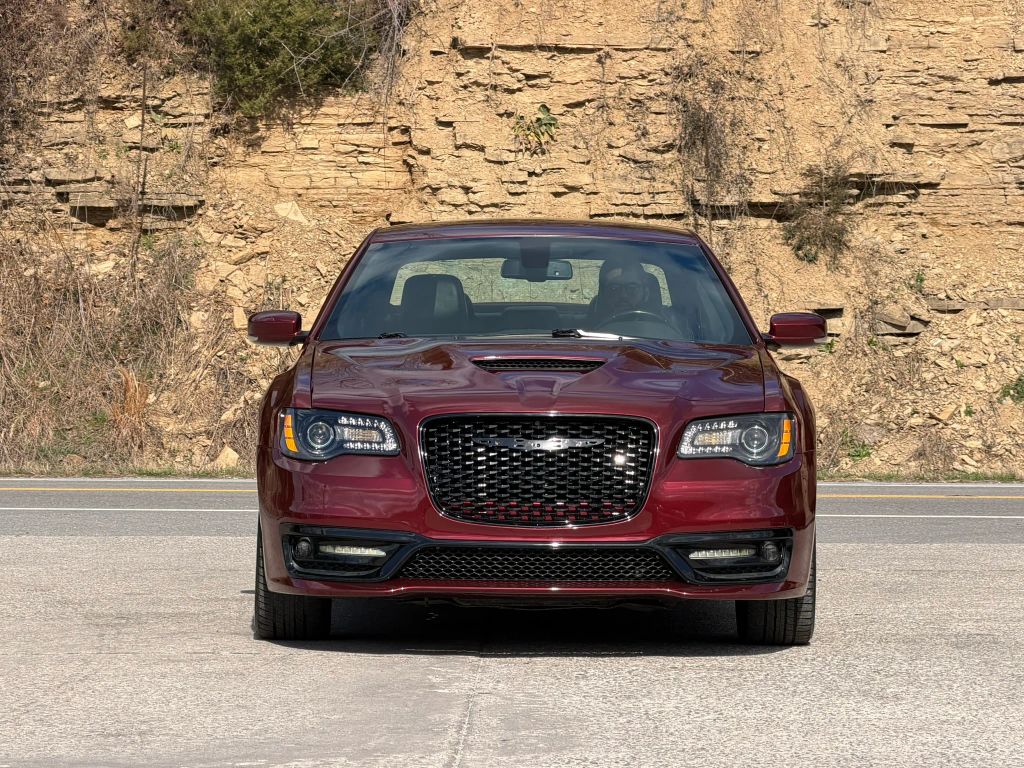 chrysler 300 2021 2C3CCABT0MH582253 image chrysler 300 2021 2C3CCABT0MH582253 image