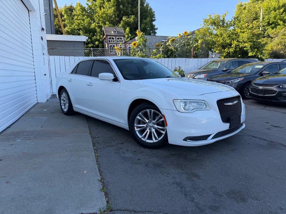 chrysler 300 2017 2C3CCAAG2HH560104 image chrysler 300 2017 2C3CCAAG2HH560104 image