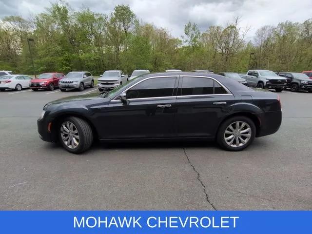 chrysler 300 2017 2C3CCAKG4HH565545 image chrysler 300 2017 2C3CCAKG4HH565545 image